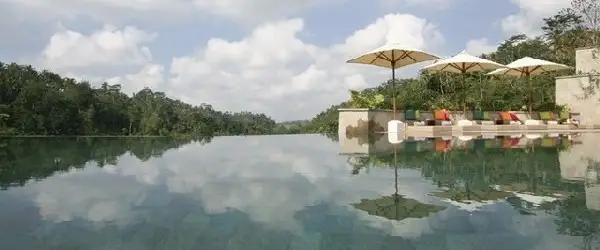 infinity-pools-bali-ubud-hotel5