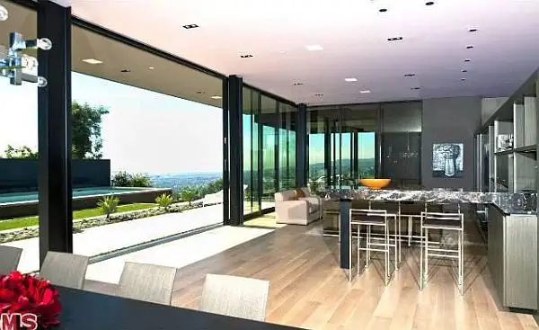 Nightingale Drive house los angeles10