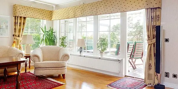 cozy-bungalow-interior-design-exit-to-the-terrace