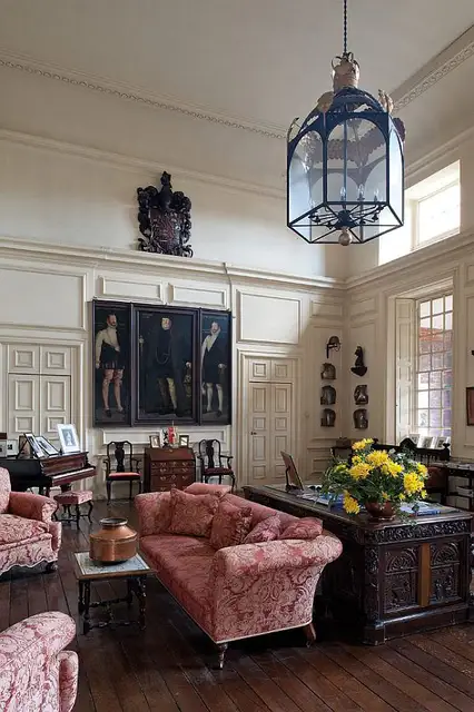 Lullingstone-Castle-interior-design2