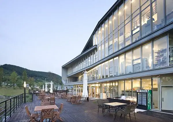 La-cubo-comercial-complex-design5