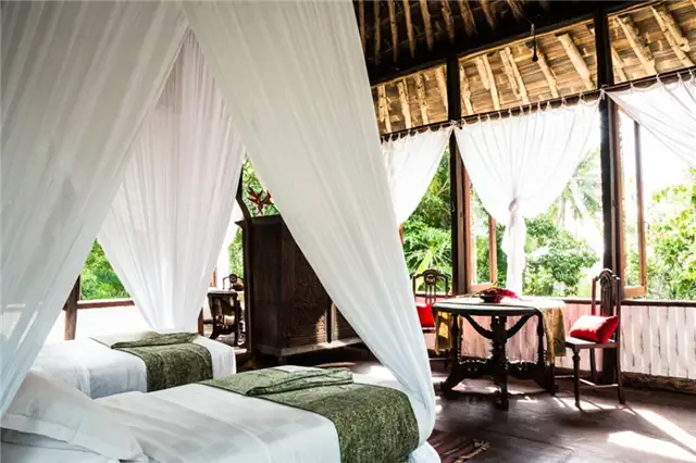 Bambu-Indah-Resort-Bali-Shared-Room1