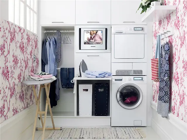 real-decor-feminine-laundry-room