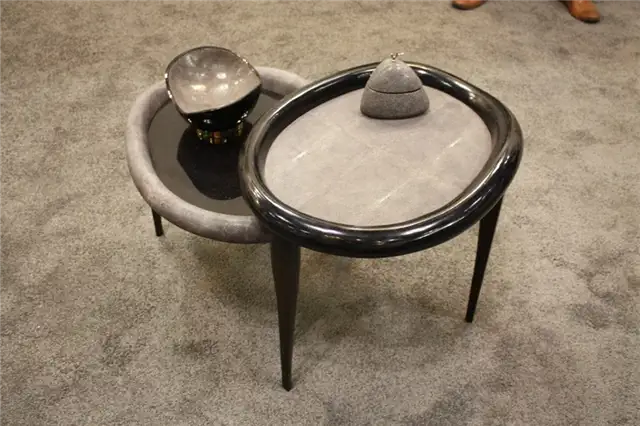 Угольный кофейный столик