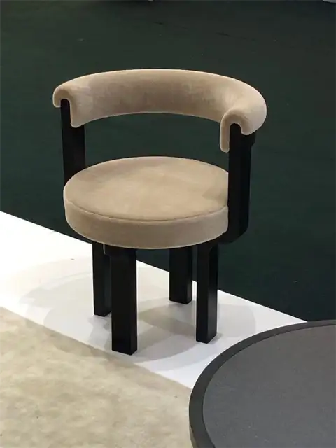 Новый стул Kana от Vonnegut Kraft
