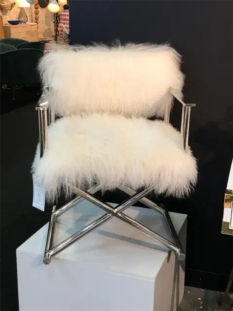 Кресло из монгольского меха от Pasargad Home