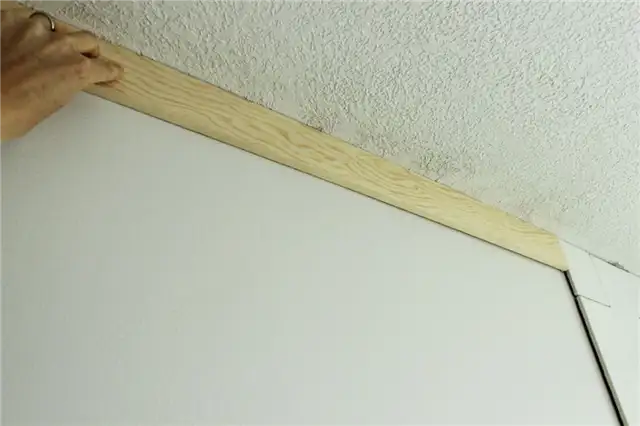 DIY (своими руками) Board and Batten - уровень потолка