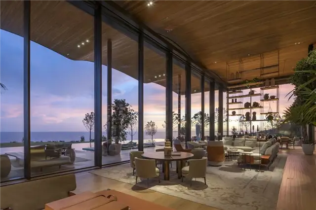 Dolunay Villa Dream Design by Foster + Partners - закат из гостиной