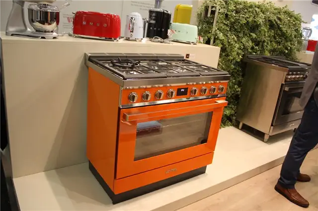 Бытовая техника SMEG oragen