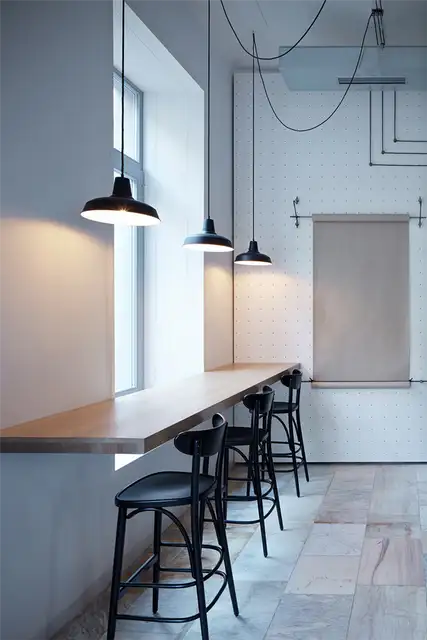 Дизайн кофейни Proti Proudu Bistro - подвесные светильники