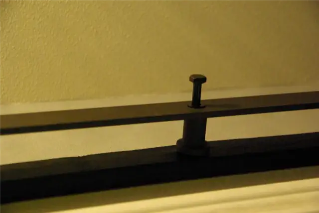 DIY (своими руками)-barn-door-how-to-fix