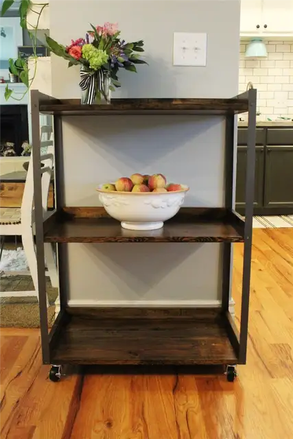 Проект DIY (своими руками) Industrial Rolling Cart