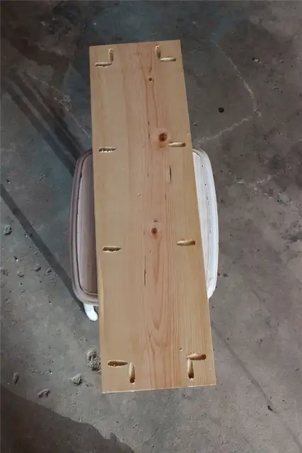 DIY (своими руками) Industrial Rolling Cart - та же доска
