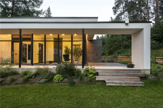 Деревянные ступени студия ArchLAB
