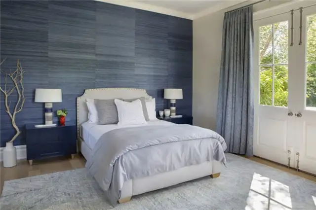 Hamptons Home Decor by Jessica Shaw Turett Collaborative - голубая спальня