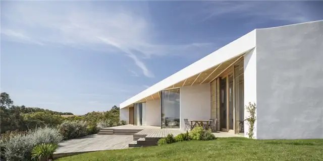 Дом в Мас Ноу - 05 AM Arquitectura в Испании - деревянный настил