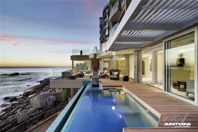 Плавательный бассейн Clifton View от Antoni Associates