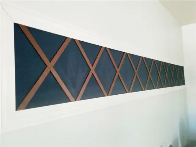 x-wood-dailing-on-wall-DIY (своими руками)-4