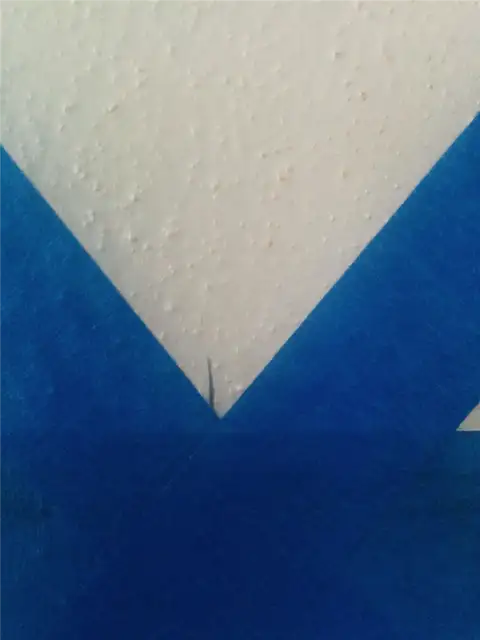 x-mark-painters-tape-on-wall-2
