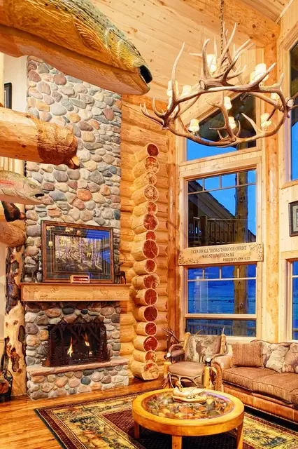 beautiful-log-home-fireplace-design