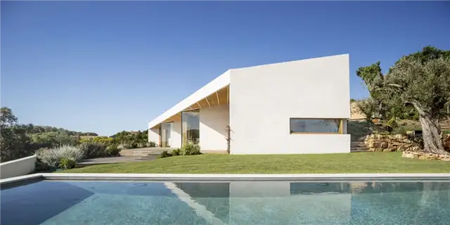 Современный белый дом в Испании 05 AM Arquitectura - бассейн