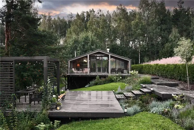 Модульный дом на склоне - BIO-architects - беседка