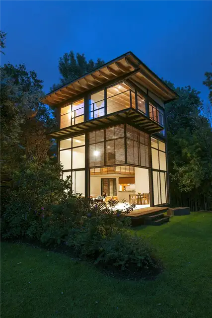Плавательные бассейны в бетонном доме The Wall House от Guedes Cruz Arquitectos