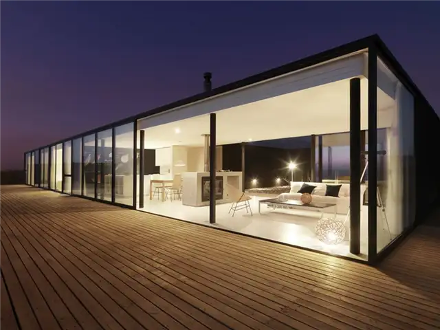 Плавательные бассейны в бетонном доме The Wall House от Guedes Cruz Arquitectos