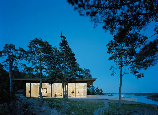 Плавательные бассейны в бетонном доме The Wall House от Guedes Cruz Arquitectos