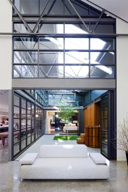 Высокий потолок Corben Architects Warehouse conversion