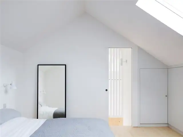 Спальня Превращение склада в дом по проекту Paper House