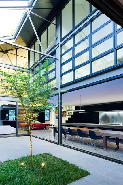 Переоборудование склада Corben Architects