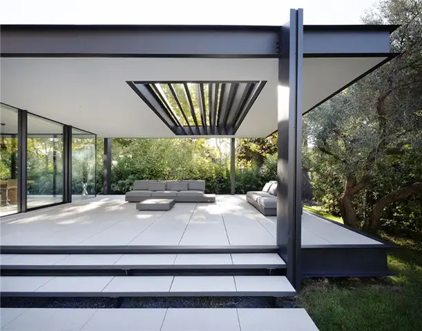 Brengues-Lepavec-brengueslepavec-architectes-architect-maison-house-individuelle-privé-architecture-archilovers-archdaily-verre-glass-extension-montpellier-mariecarolinelucat-mclucat-photograph-photography-architecturephotography-teamarchi