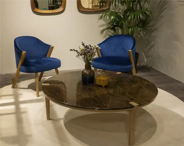 Синее кресло CARAVELA LOUNGE CHAIR