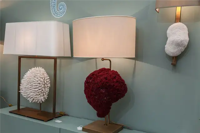 Настольные и настенные лампы Grand Corail