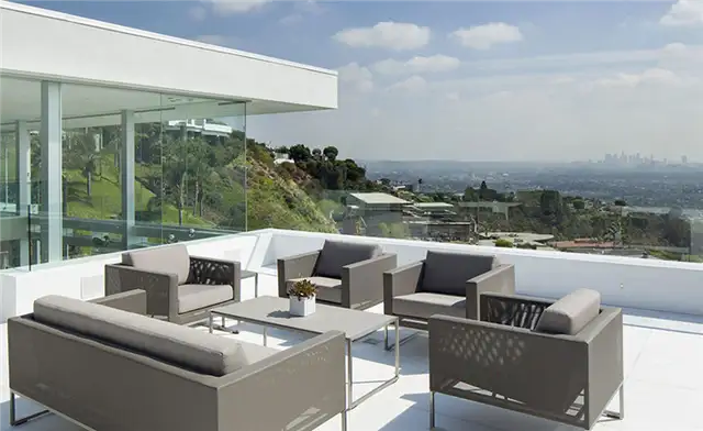 Hollywood-Mansion-Oriole-Way-McClean-Bathroom-patio