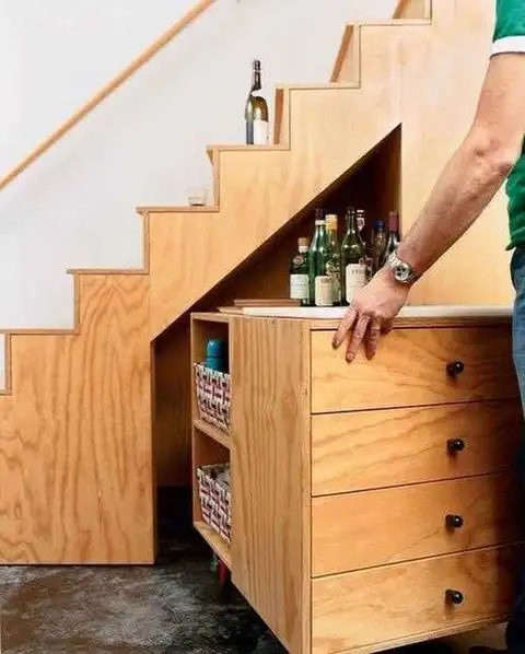 best-furniture-for-small-spaces-table-on-wheels