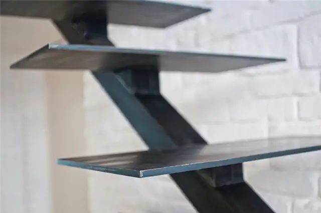 one-of-a-kind-loft-metalic-stair