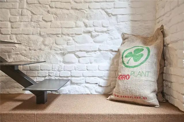 one-of-a-kind-loft-coffee-decor