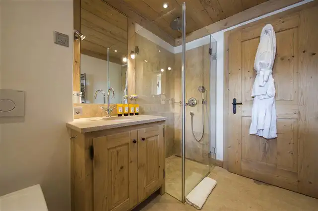chalet-sherwood-verbier-bathroom
