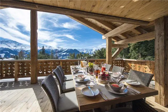 chalet-sherwood-verbier-outdoor-balcony-table-view