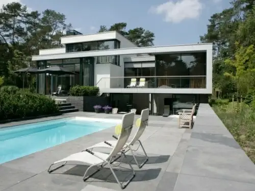 Современная вилла от MAAS Architects16