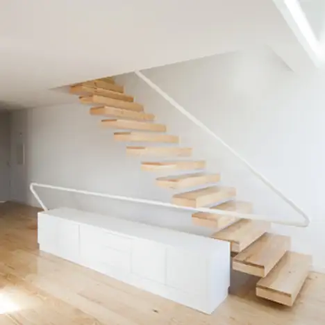PAC-House-by-A-and-R-Architects-19