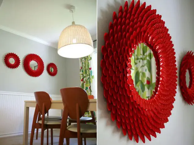 Plastic-Spoon-wrapp-around-mirror