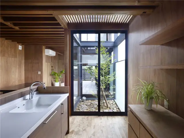 Деревянные панели Ogaki House Bath
