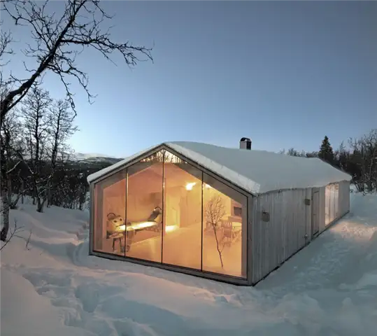 Сборная деревянная хижина Reiulf Ramstad Arkitekter Cabin