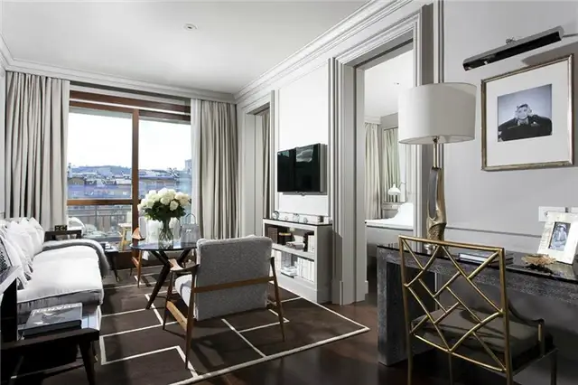 Дизайн интерьера отеля Portrait Firenze - Флоренция, Италия