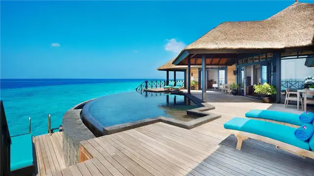 Бесконечный бассейн JA Manafaru Island