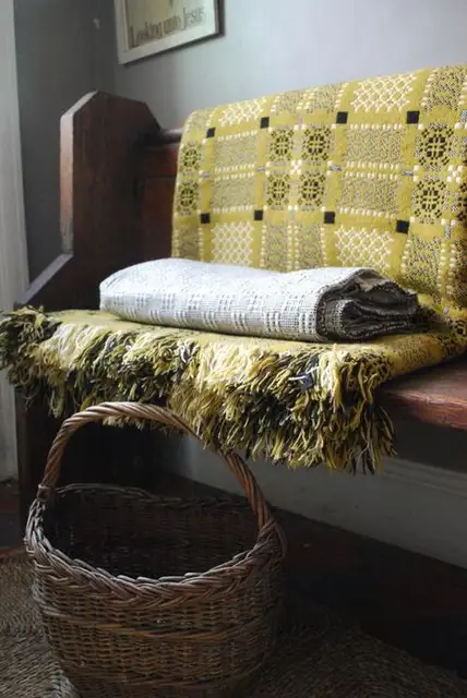 wooven-textile-rustic-must-have-rustic-element