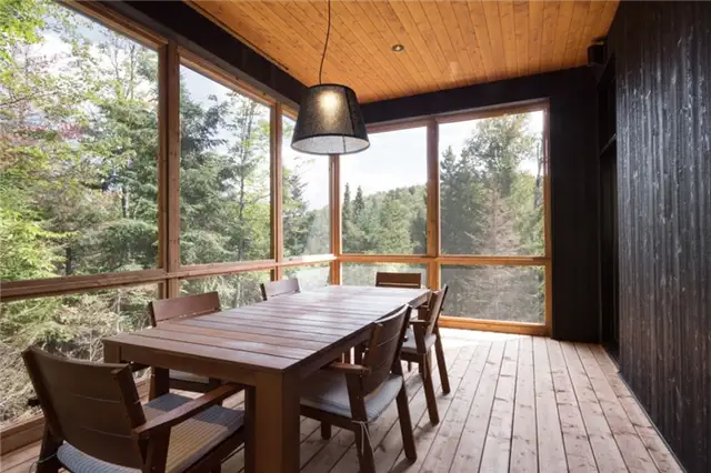 De La Canardière Residence Обеденная зона